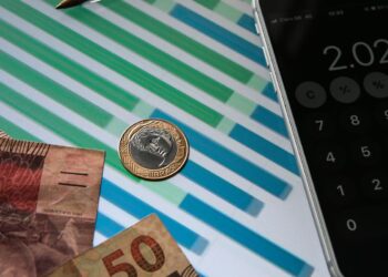 Contas públicas têm superávit primário de R$ 24,6 bilhões em abril